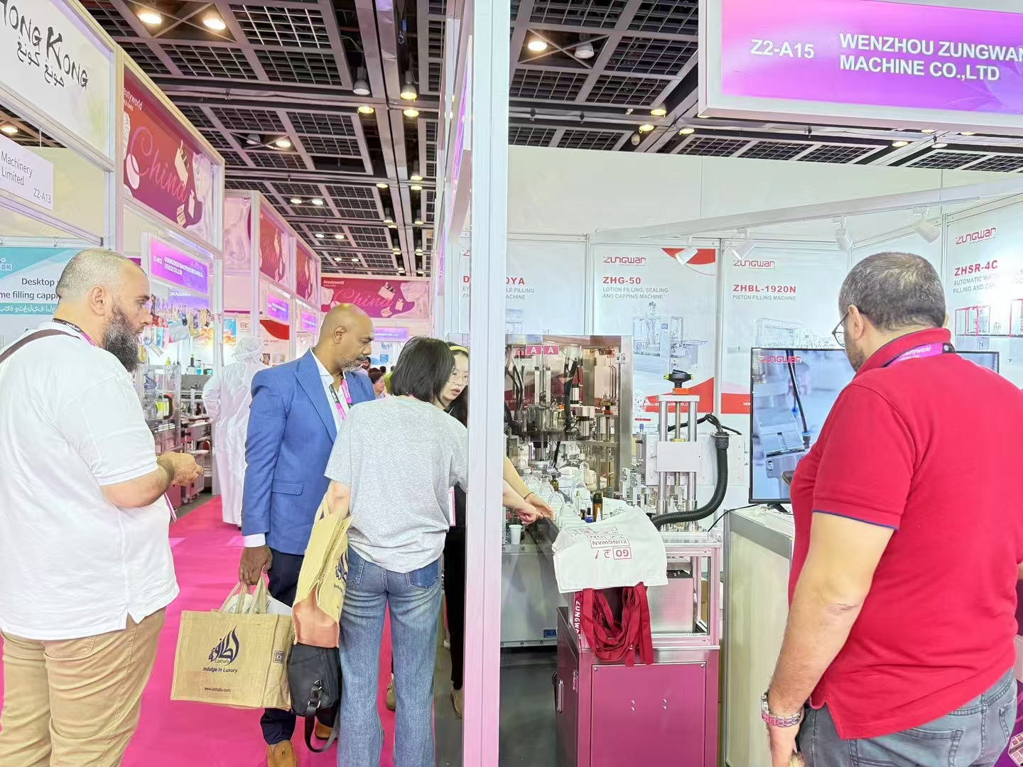 Поставщик автоматического косметического наполнения